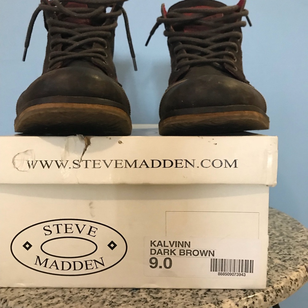 Boots - Picture 6 of 6